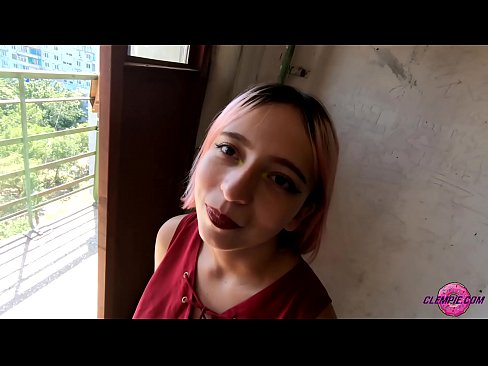 ❤️ 学生Sensual在内陆地区吸食陌生人--在他脸上射精 Super sex﹏﹏